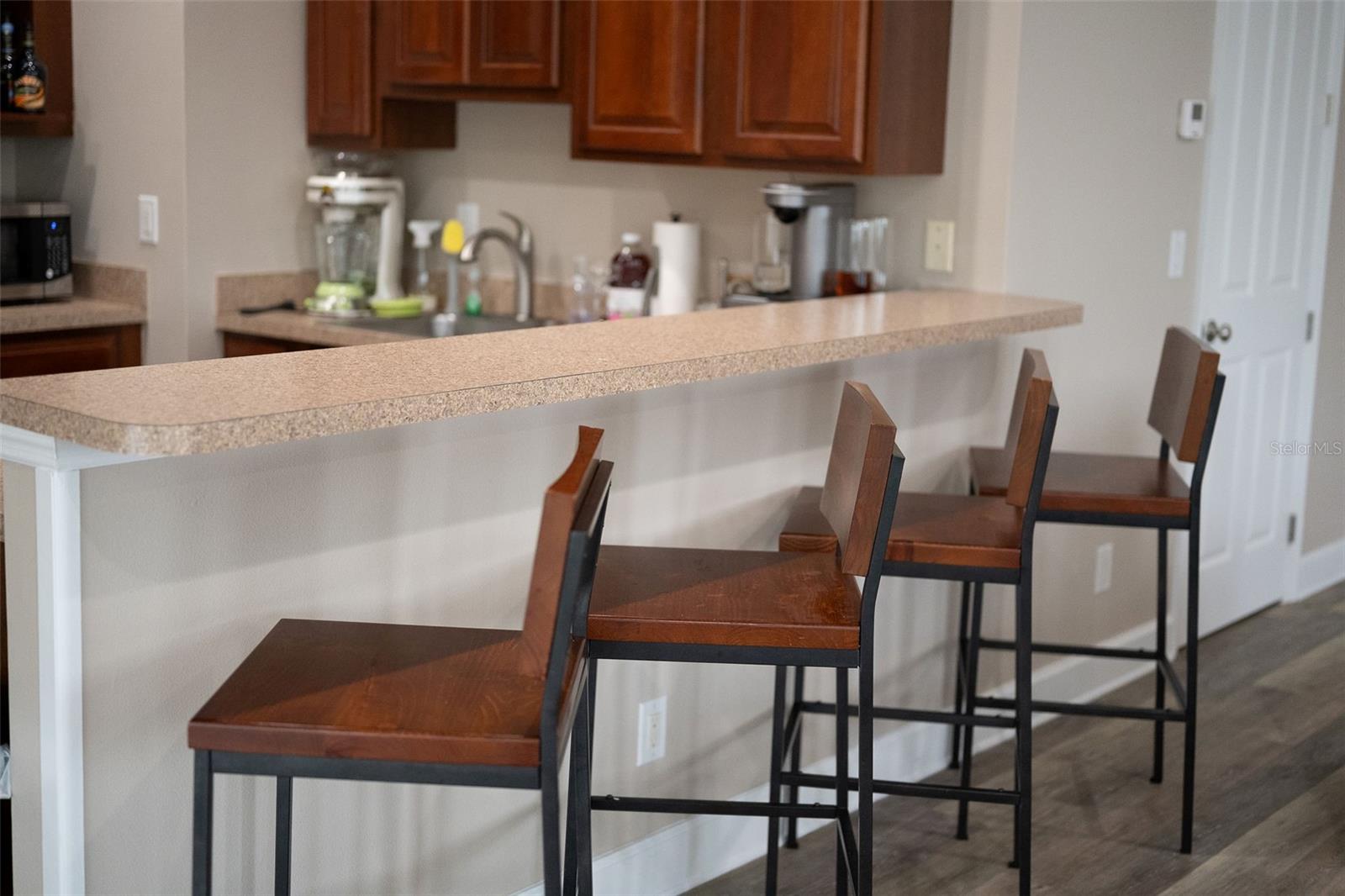 O6365662 Property Photo