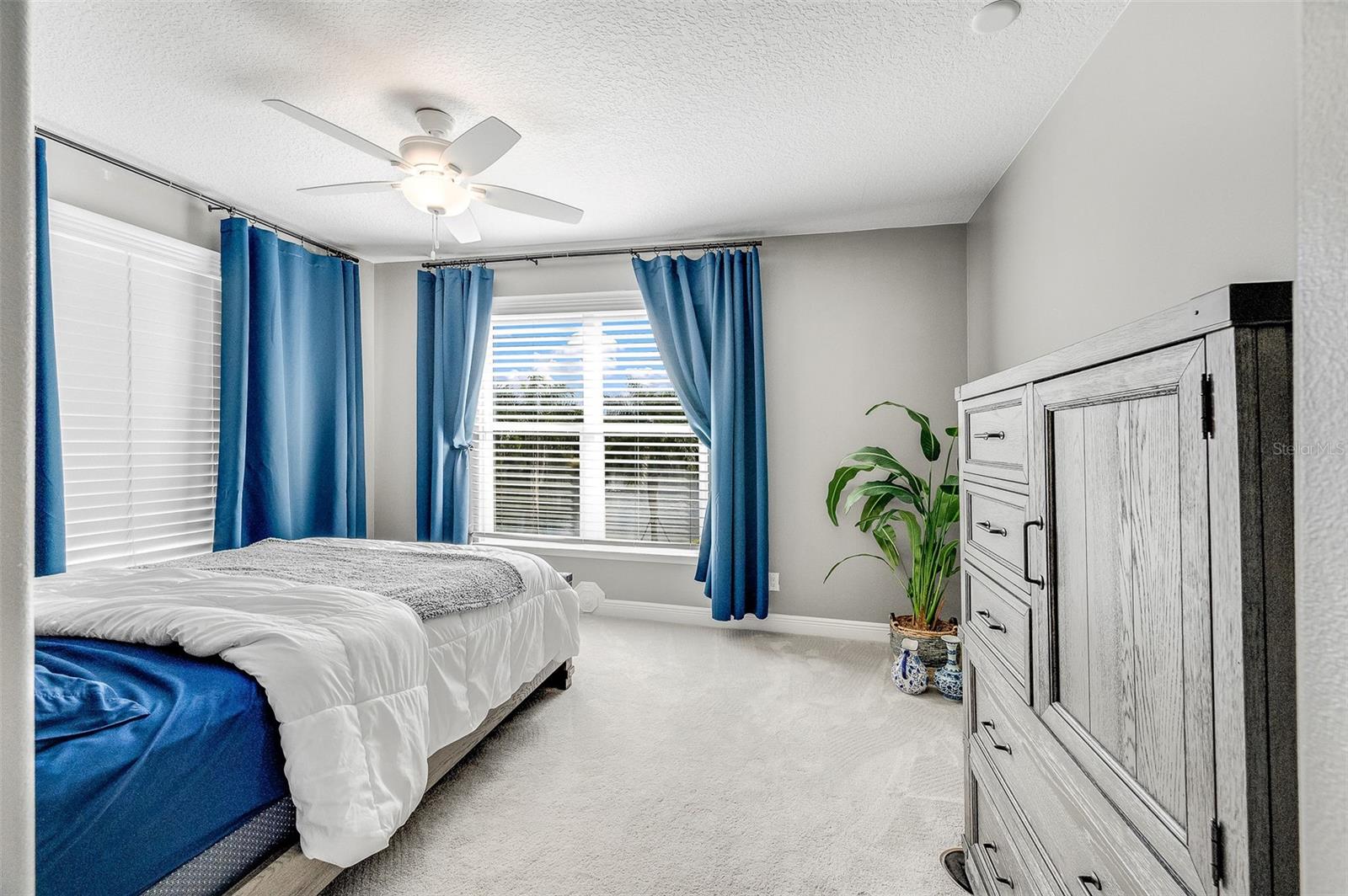 O6365662 Property Photo