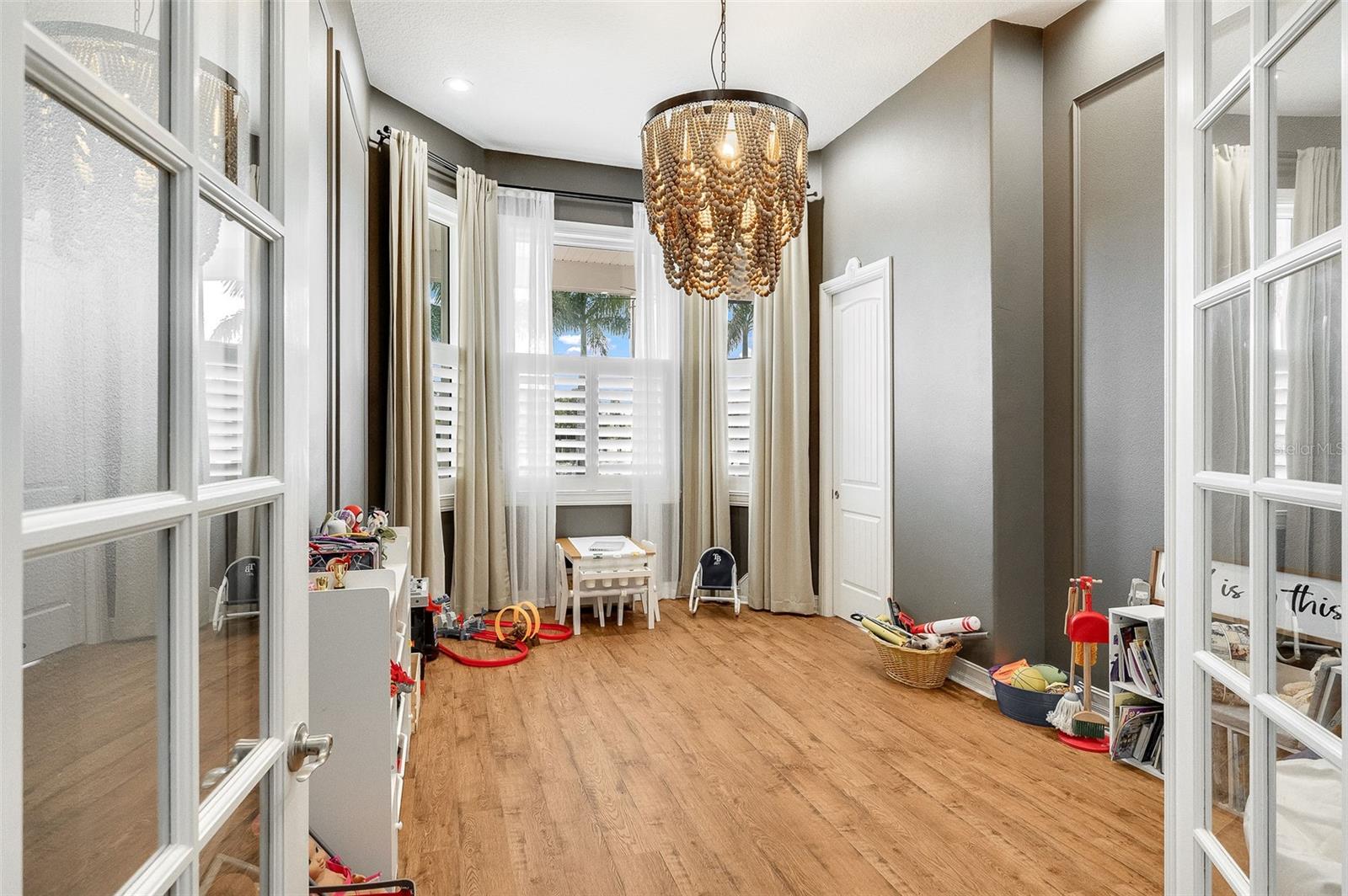 O6365662 Property Photo