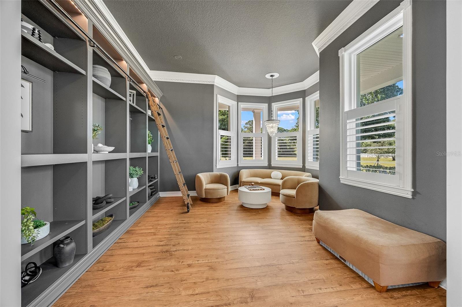 O6365662 Property Photo