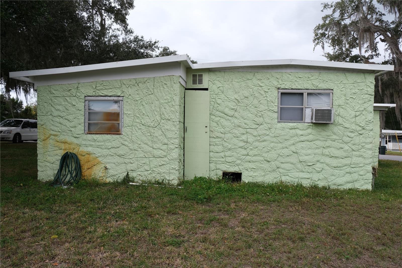 OM714696 Property Photo