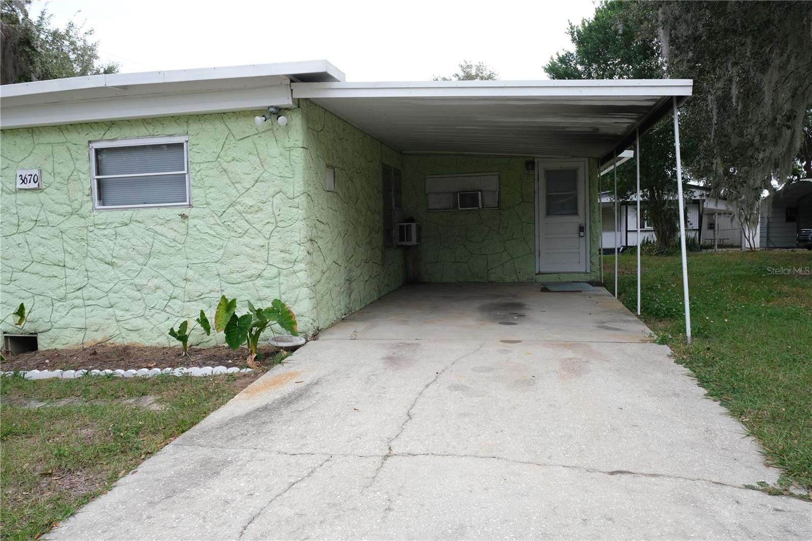 OM714696 Property Photo