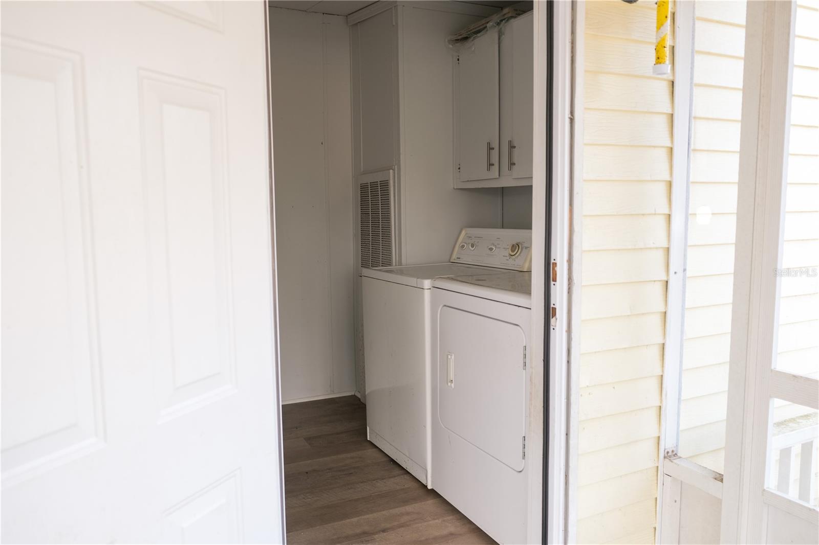 OM714697 Property Photo