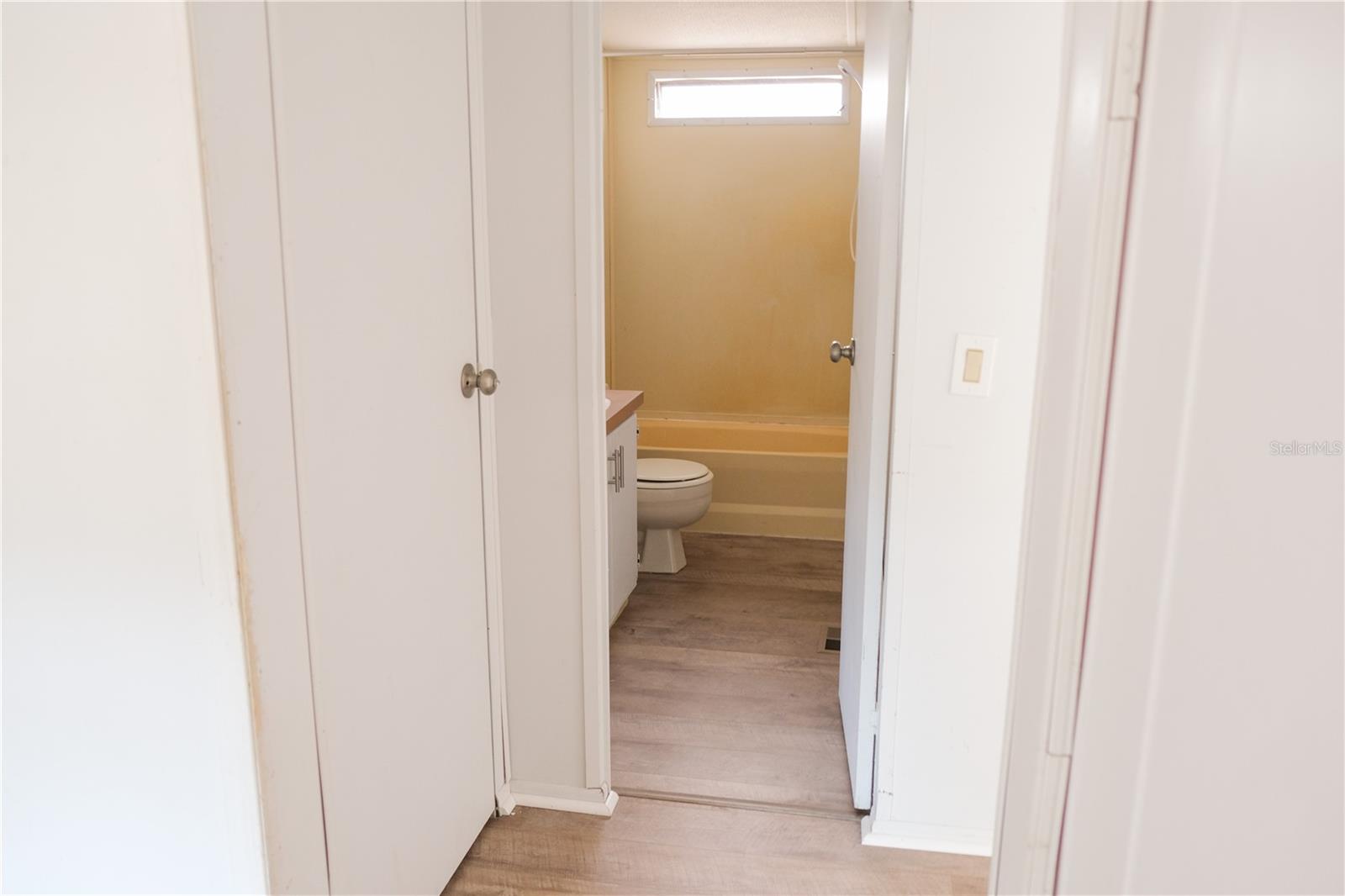 OM714697 Property Photo