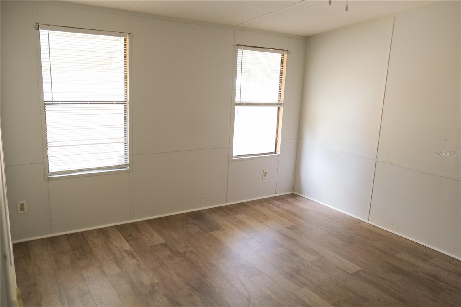 OM714697 Property Photo