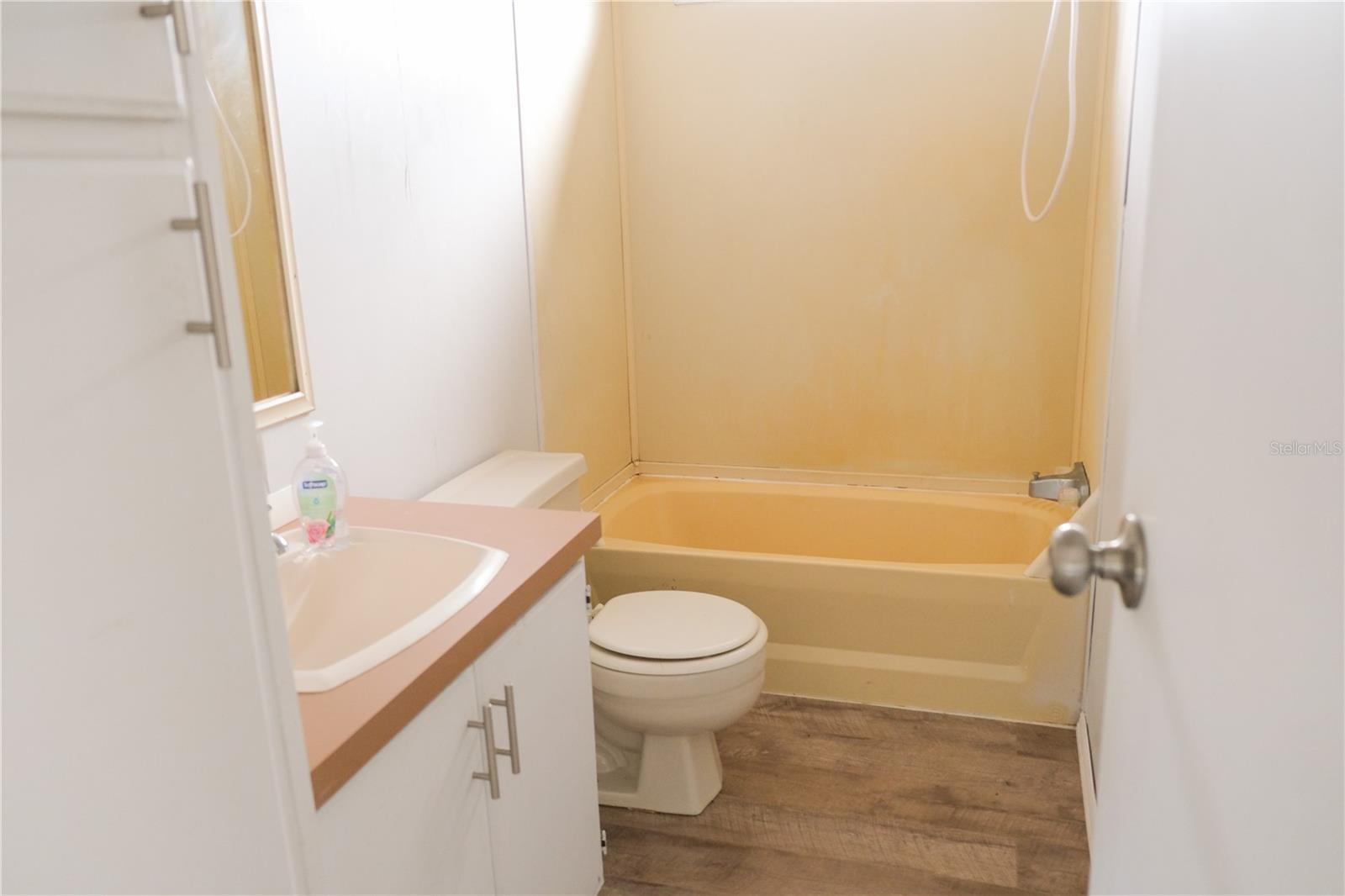 OM714697 Property Photo