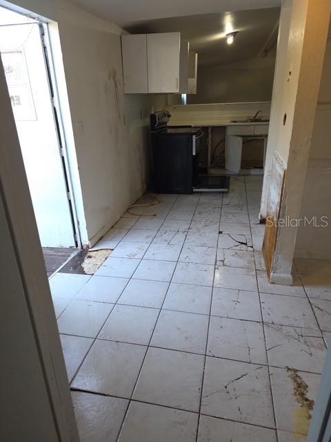 P4937223 Property Photo