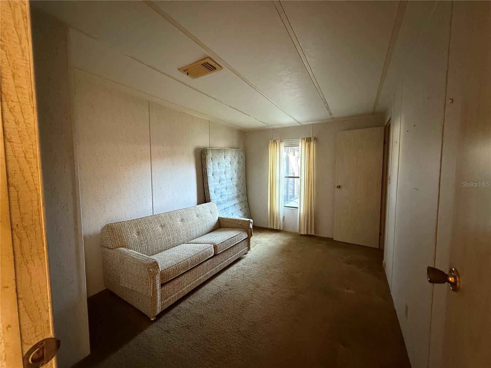 G5105262 Property Photo