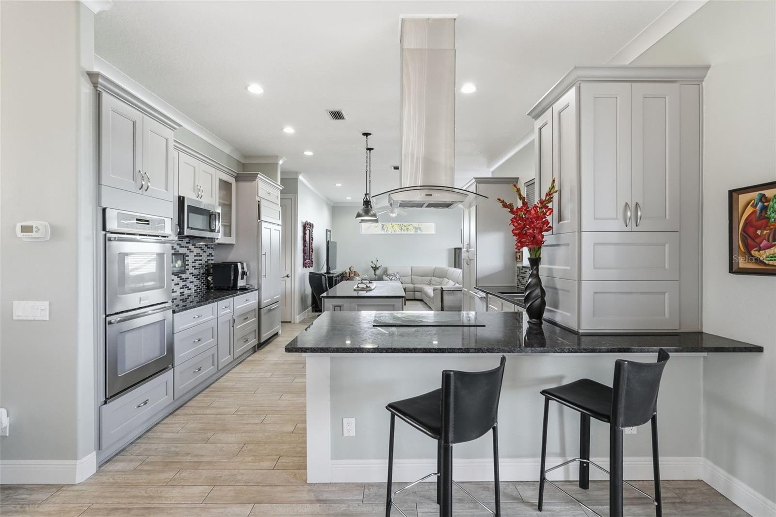 TB8454528 Property Photo