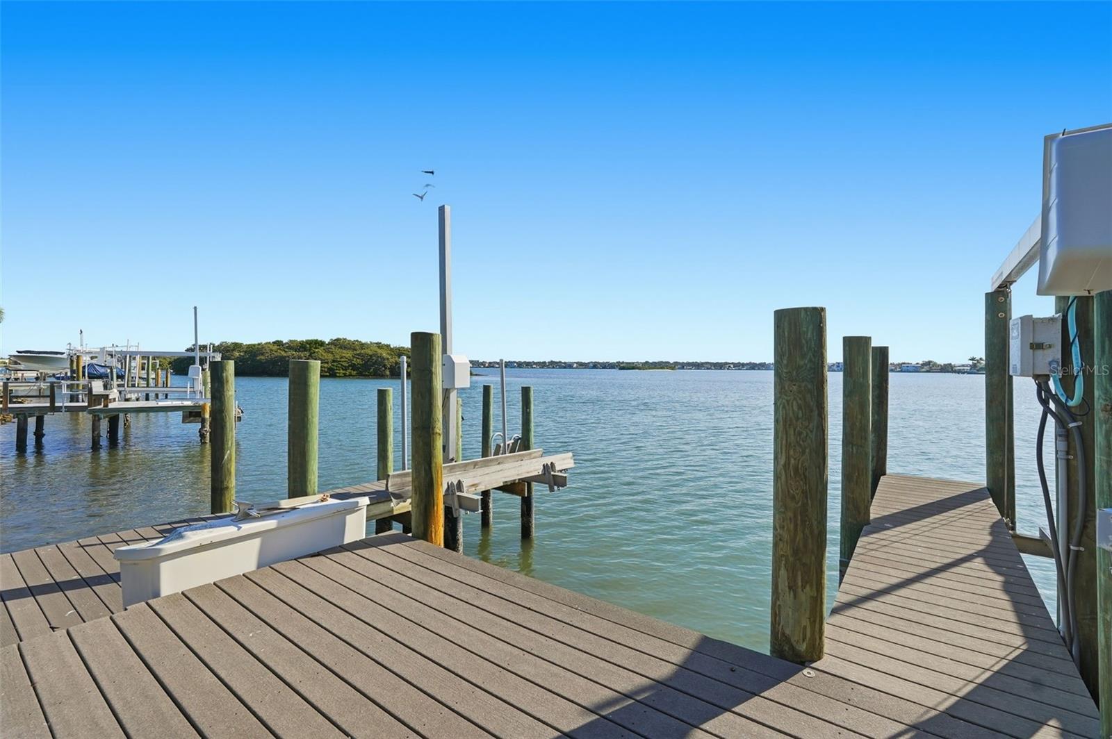 TB8454528 Property Photo