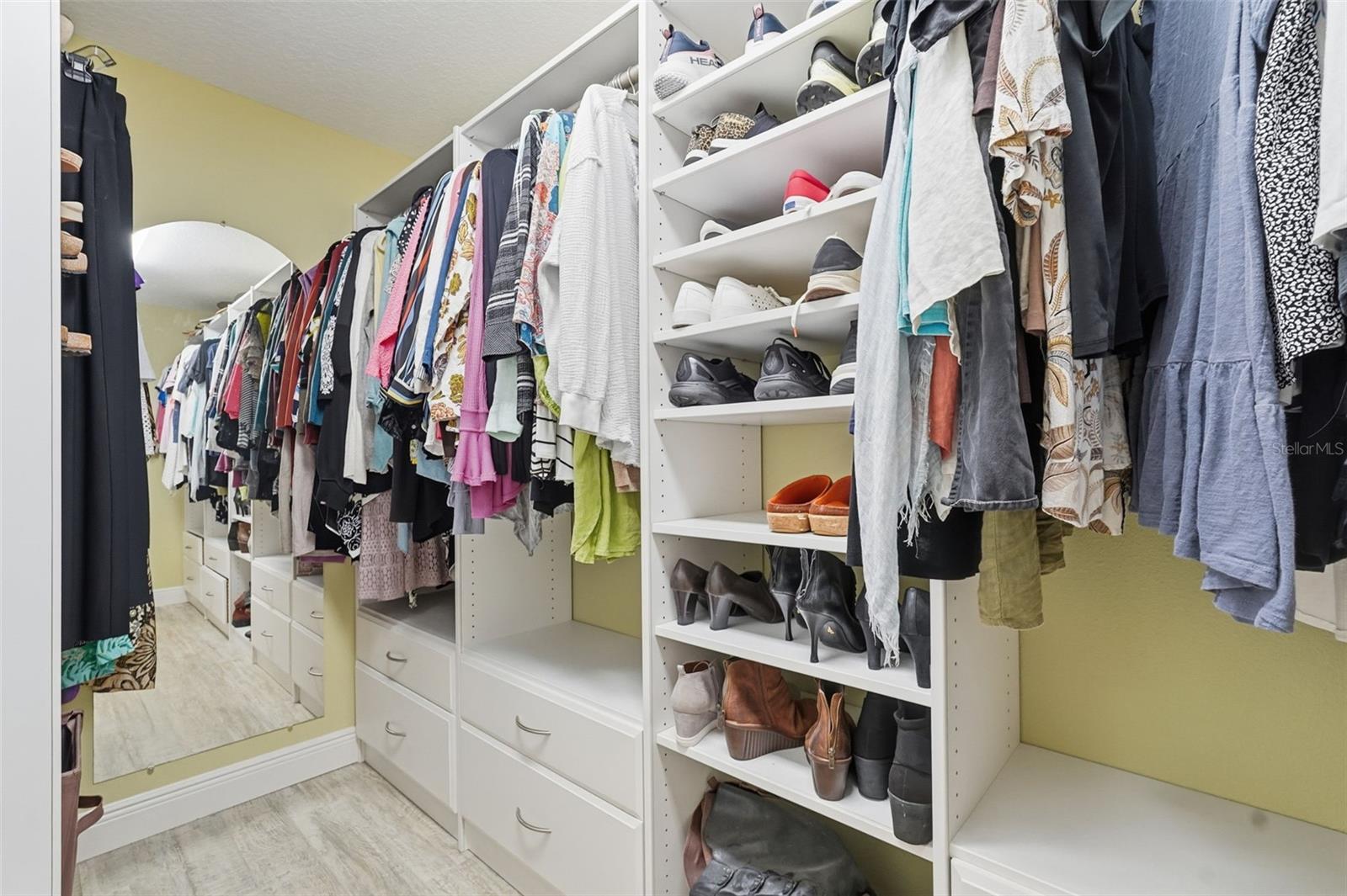 TB8454528 Property Photo