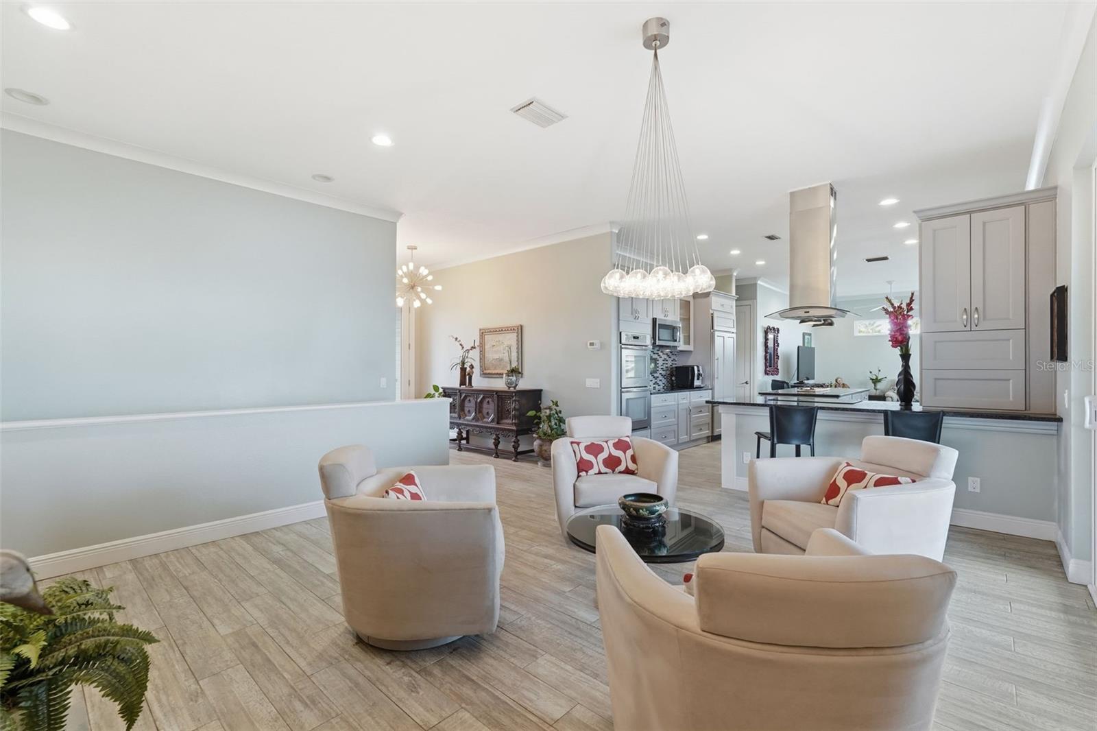 TB8454528 Property Photo