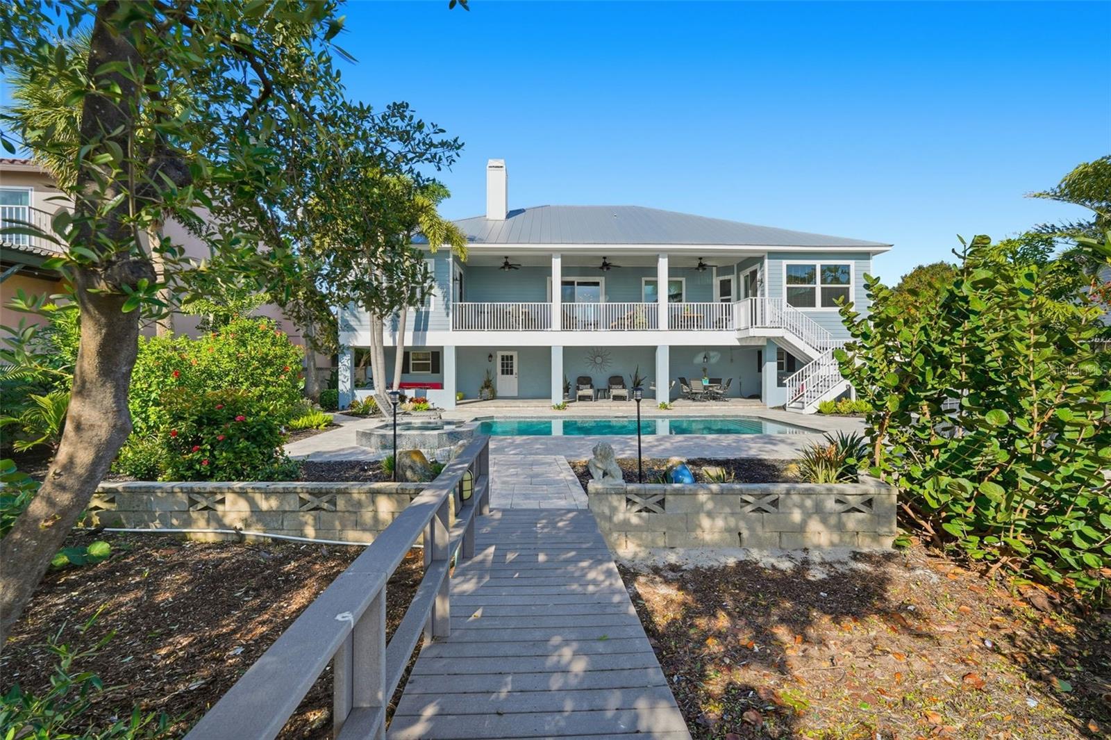 TB8454528 Property Photo