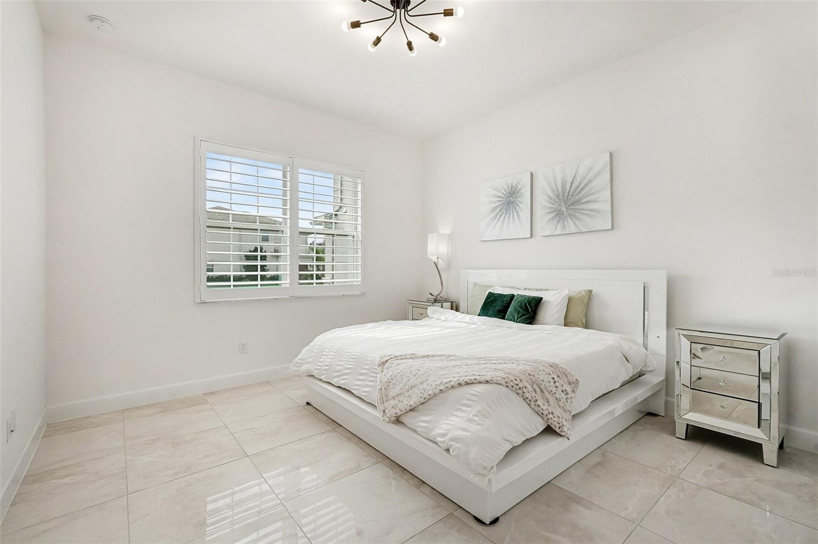 5th bedroom - first floor