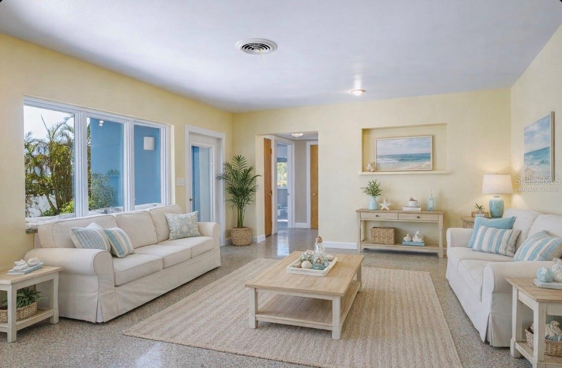 ENTRANCE/ LIVING ROOM - VIRTUALLY STAGED