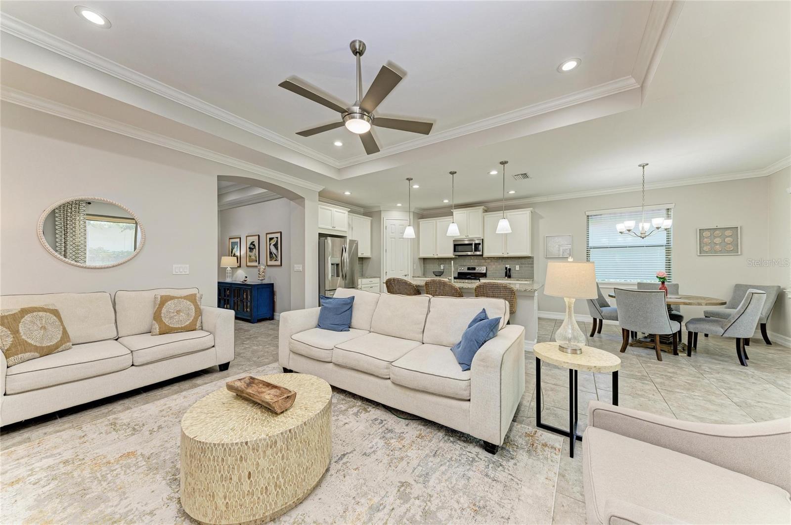 131 MARAVIYA BLVD, NOKOMIS, FL, 34275