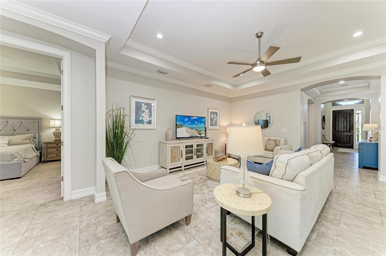 131 MARAVIYA BLVD, NOKOMIS, FL, 34275