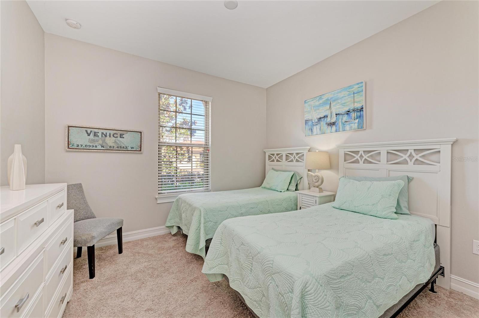 131 MARAVIYA BLVD, NOKOMIS, FL, 34275