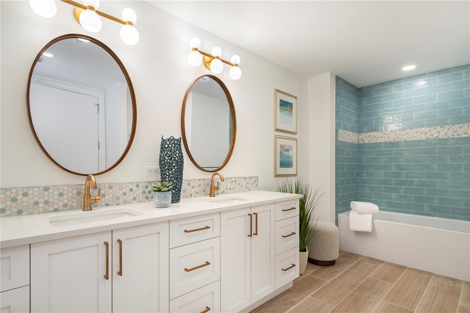 A4674532 Property Photo