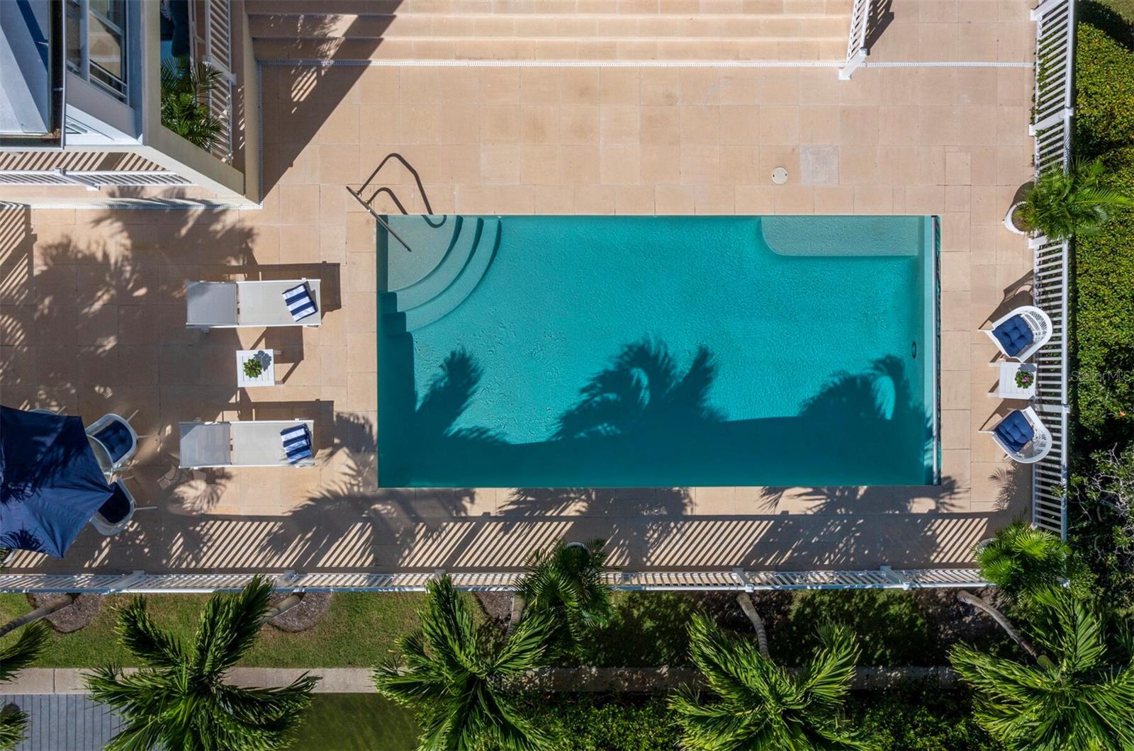 D6145104 Property Photo