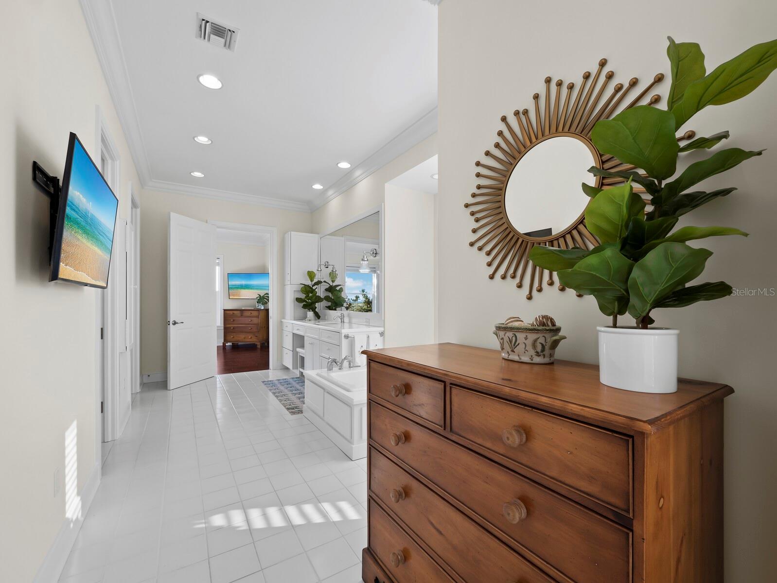 D6145104 Property Photo