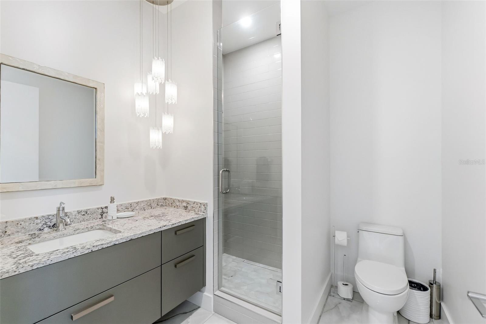 A4674550 Property Photo