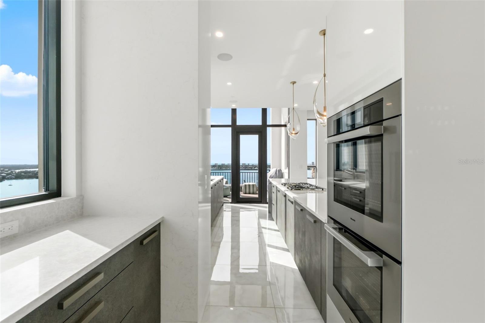 A4674550 Property Photo