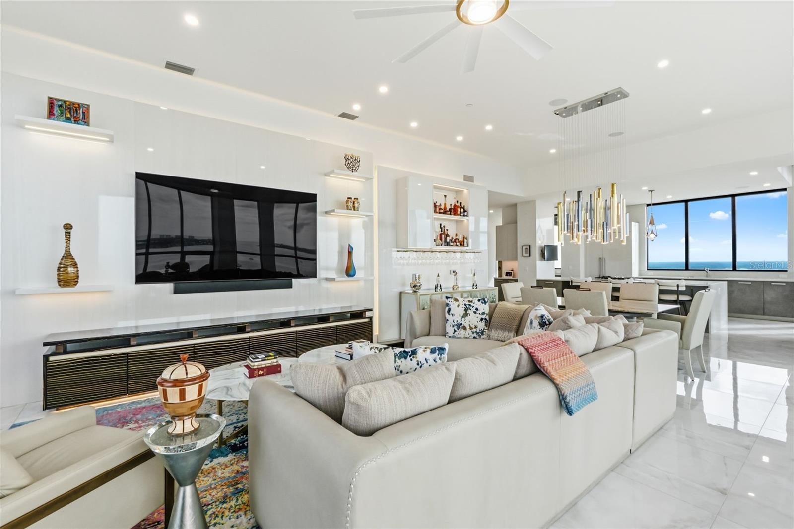 A4674550 Property Photo