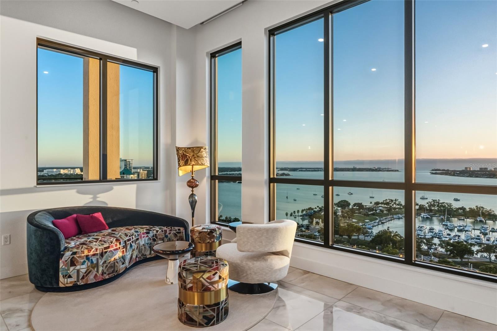 A4674550 Property Photo