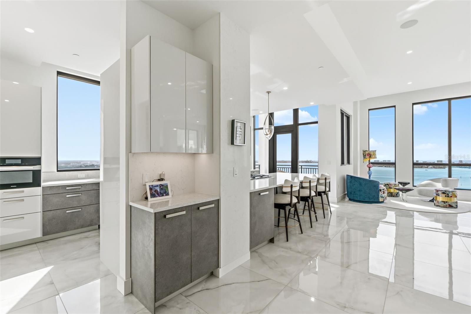 A4674550 Property Photo