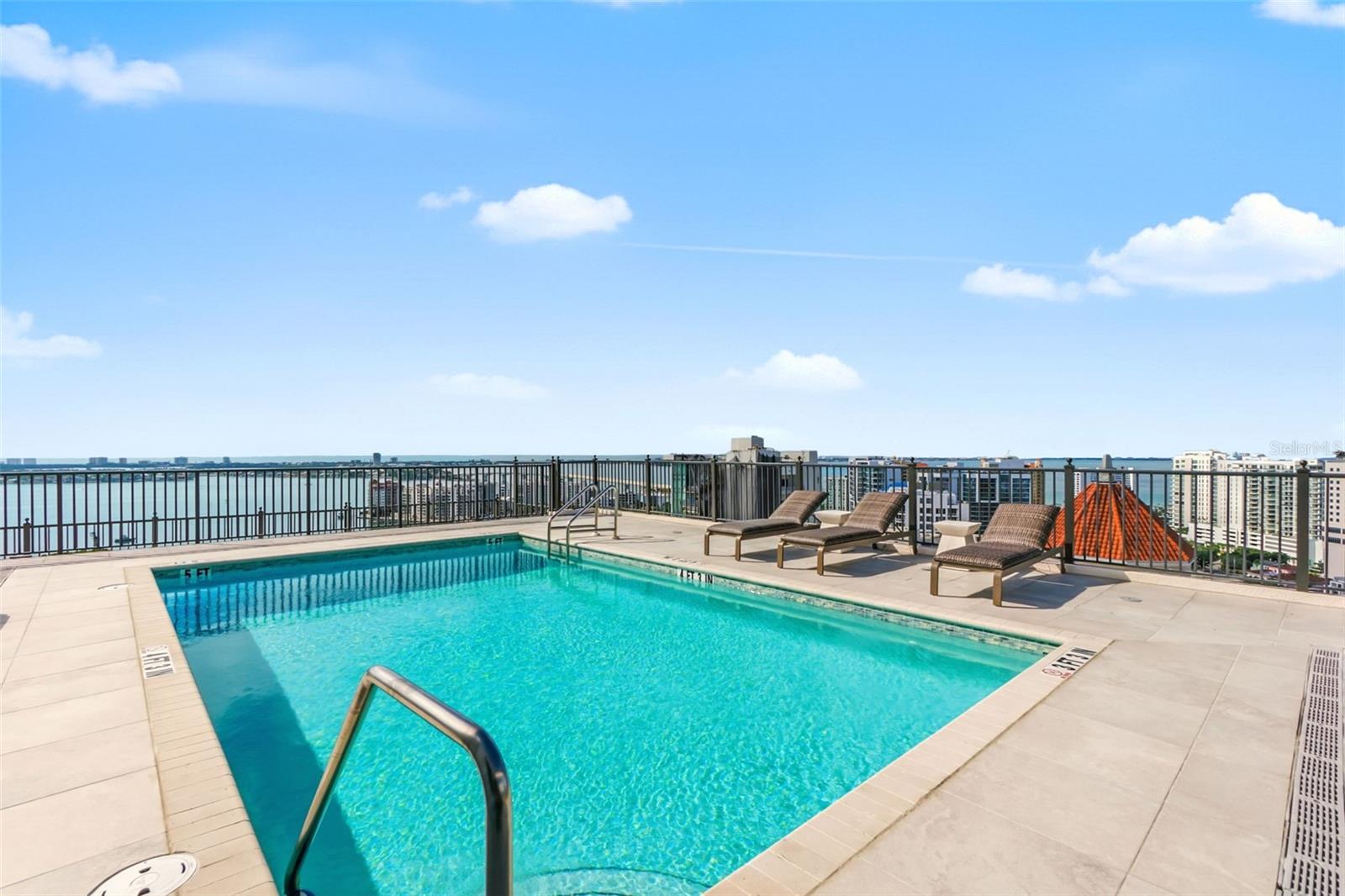 A4674550 Property Photo