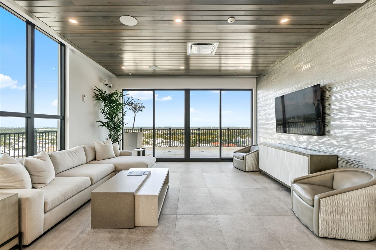 A4674550 Property Photo