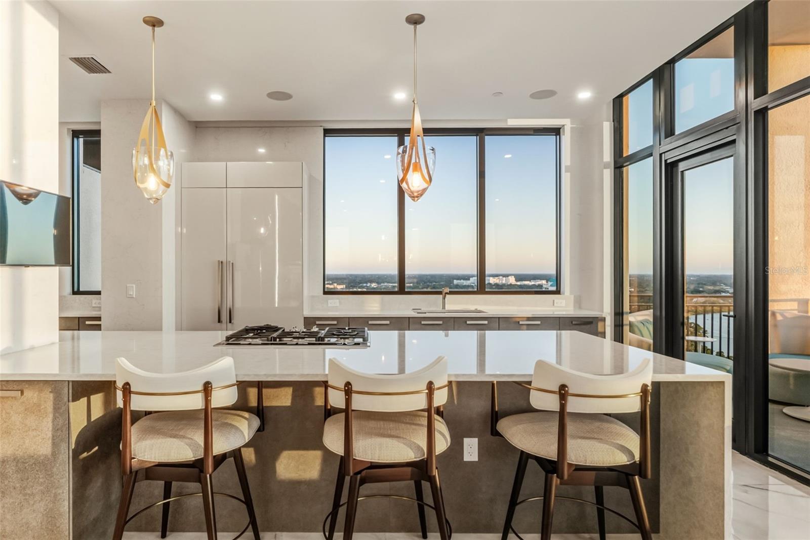 A4674550 Property Photo