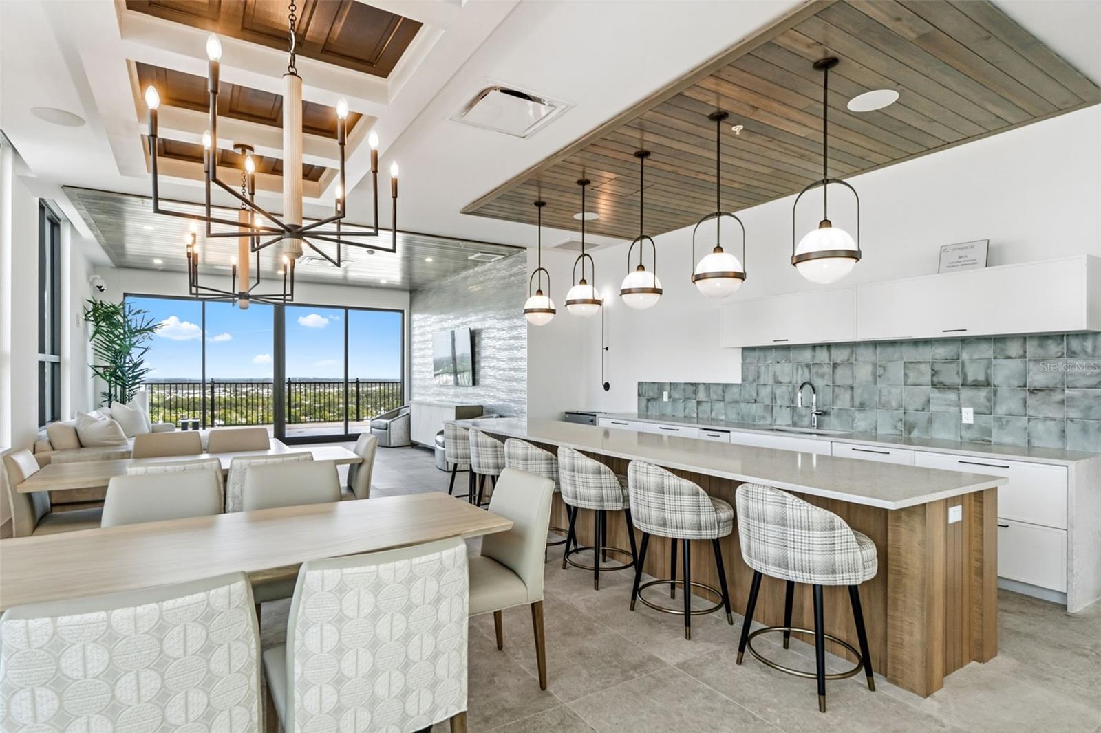 A4674550 Property Photo