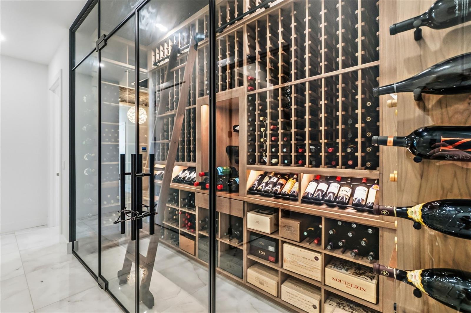 A4674550 Property Photo