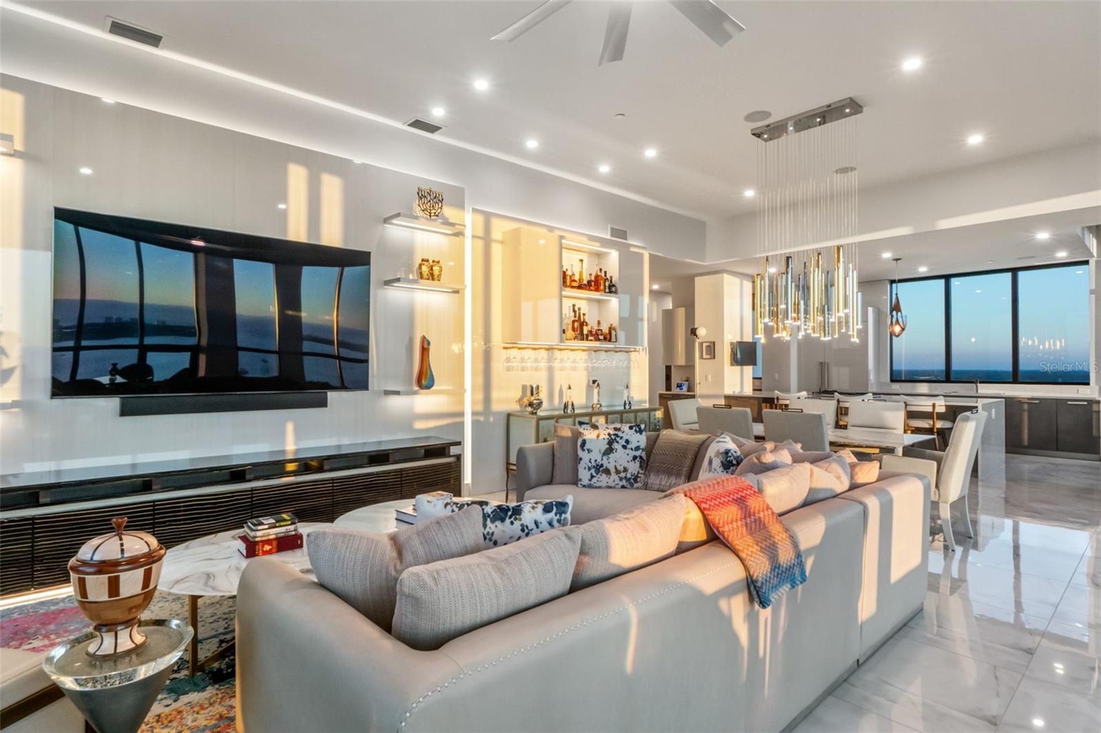 A4674550 Property Photo