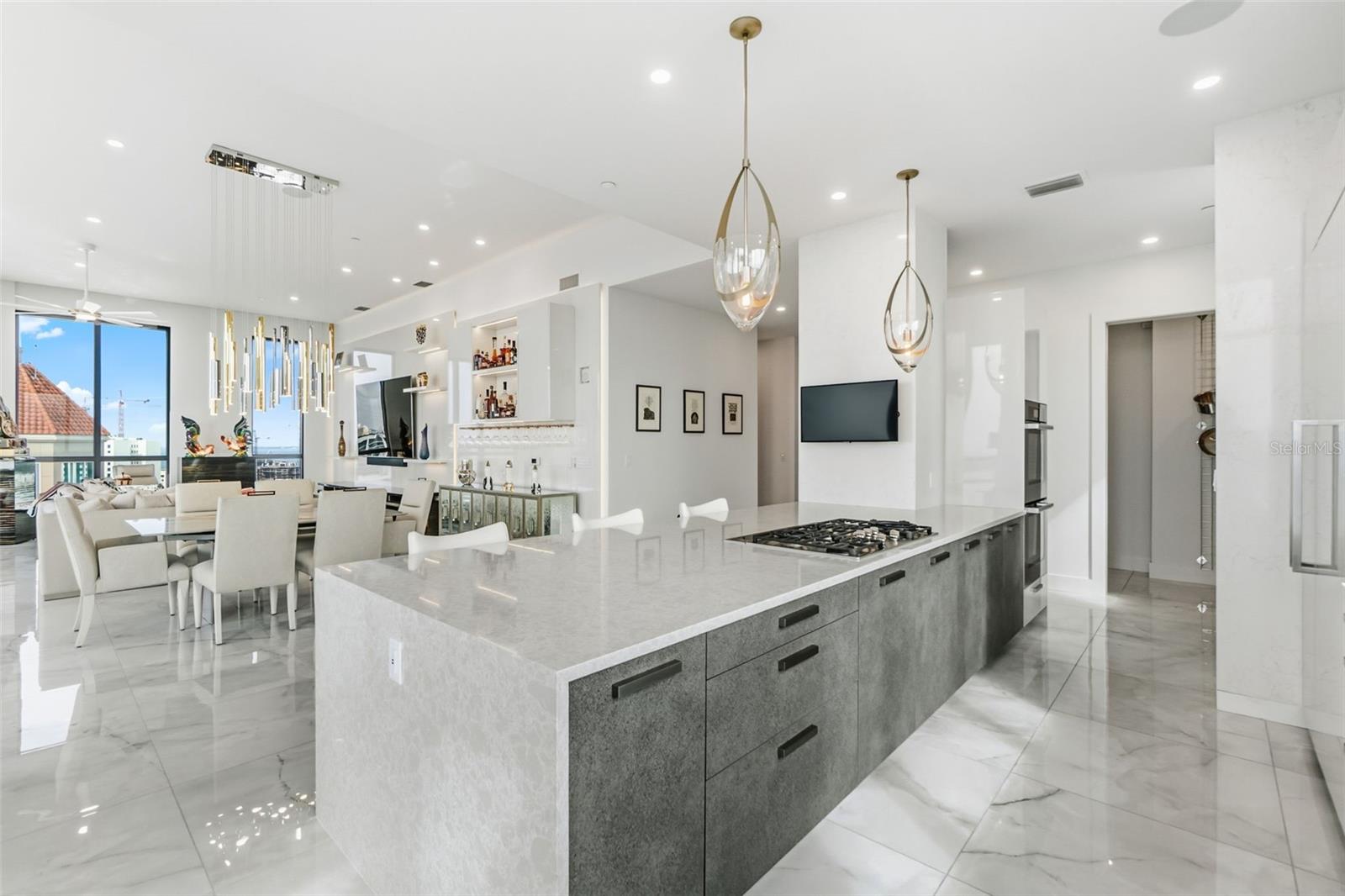 A4674550 Property Photo