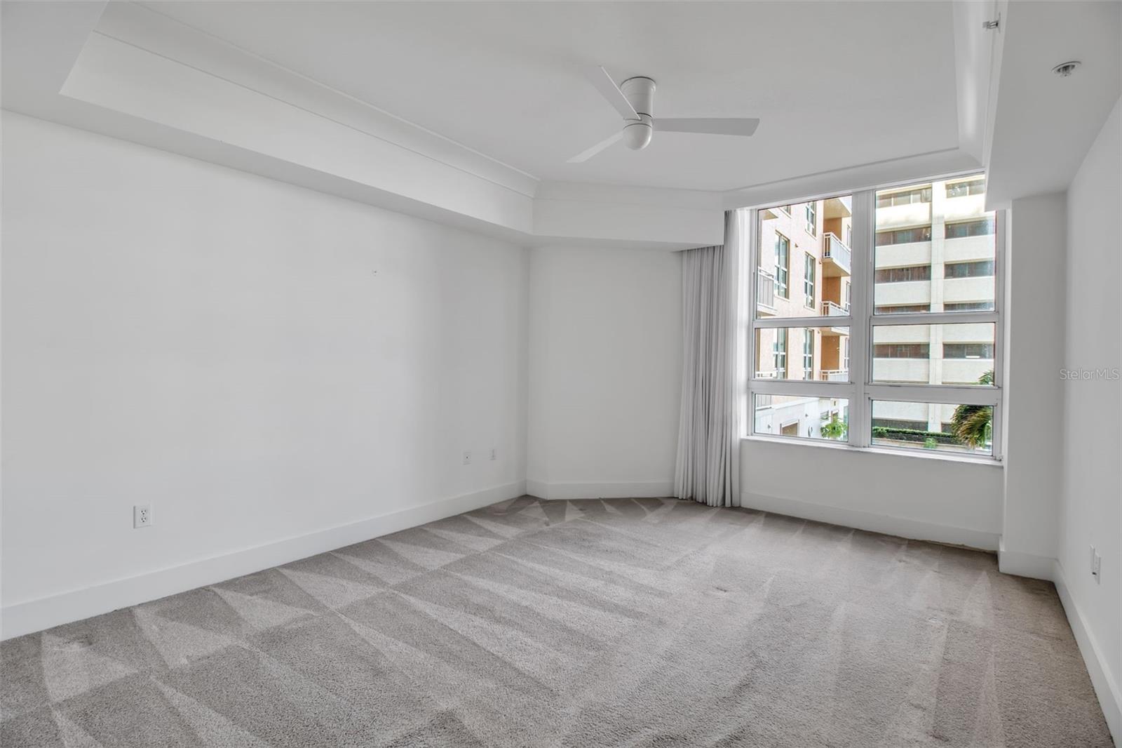 A4674555 Property Photo