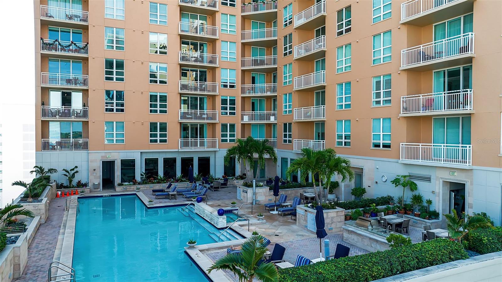 A4674555 Property Photo