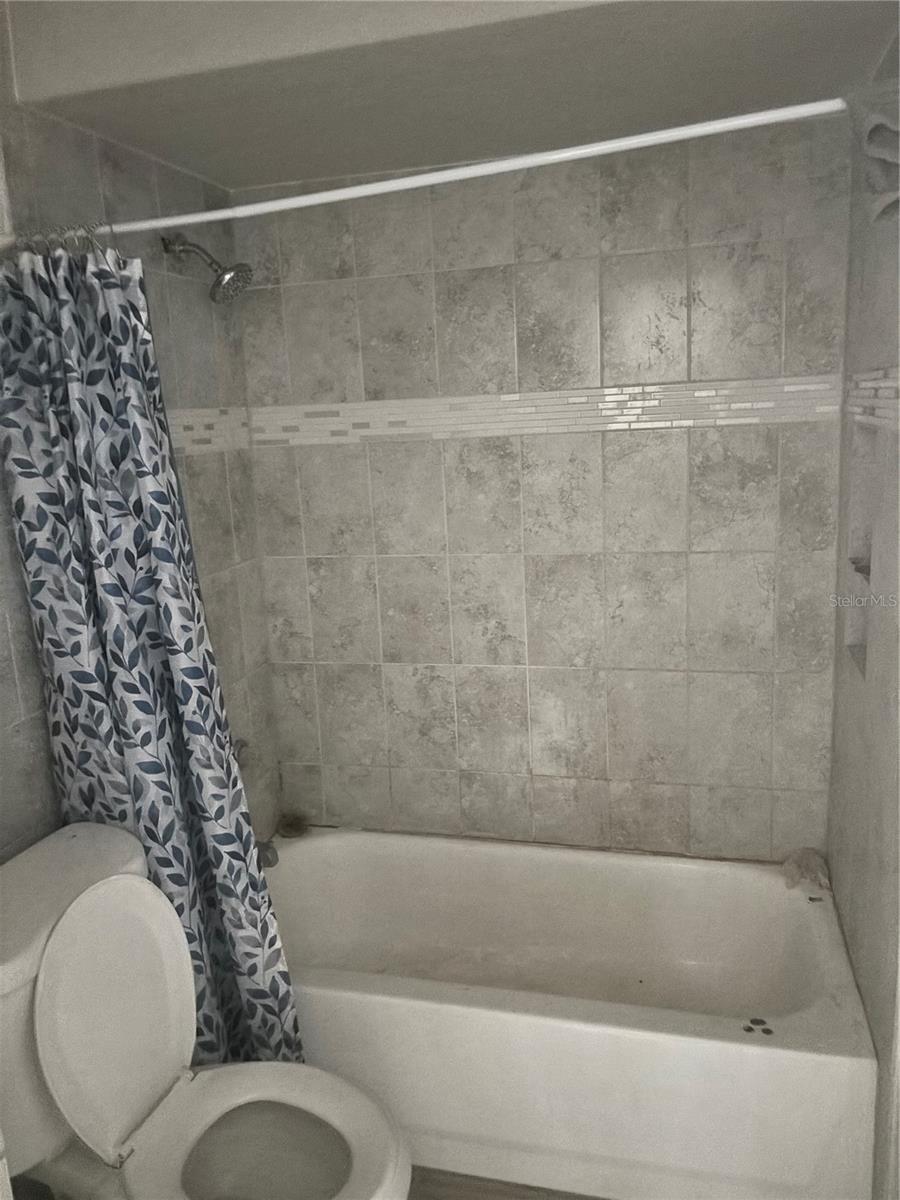 P4937230 Property Photo