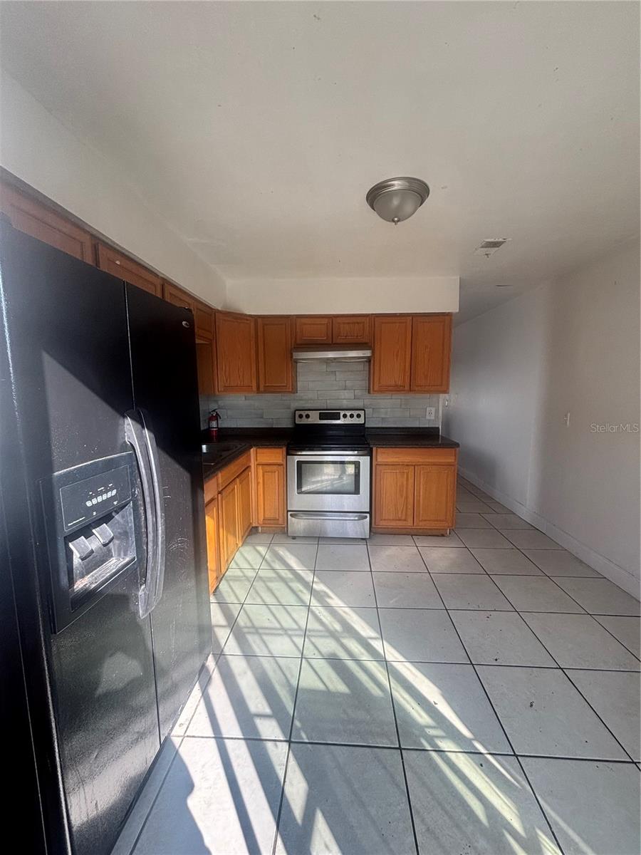 P4937230 Property Photo