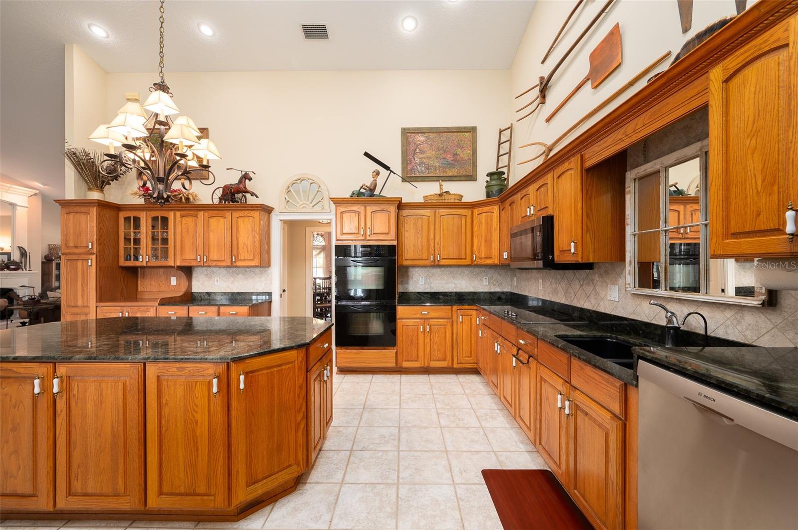 OM714730 Property Photo