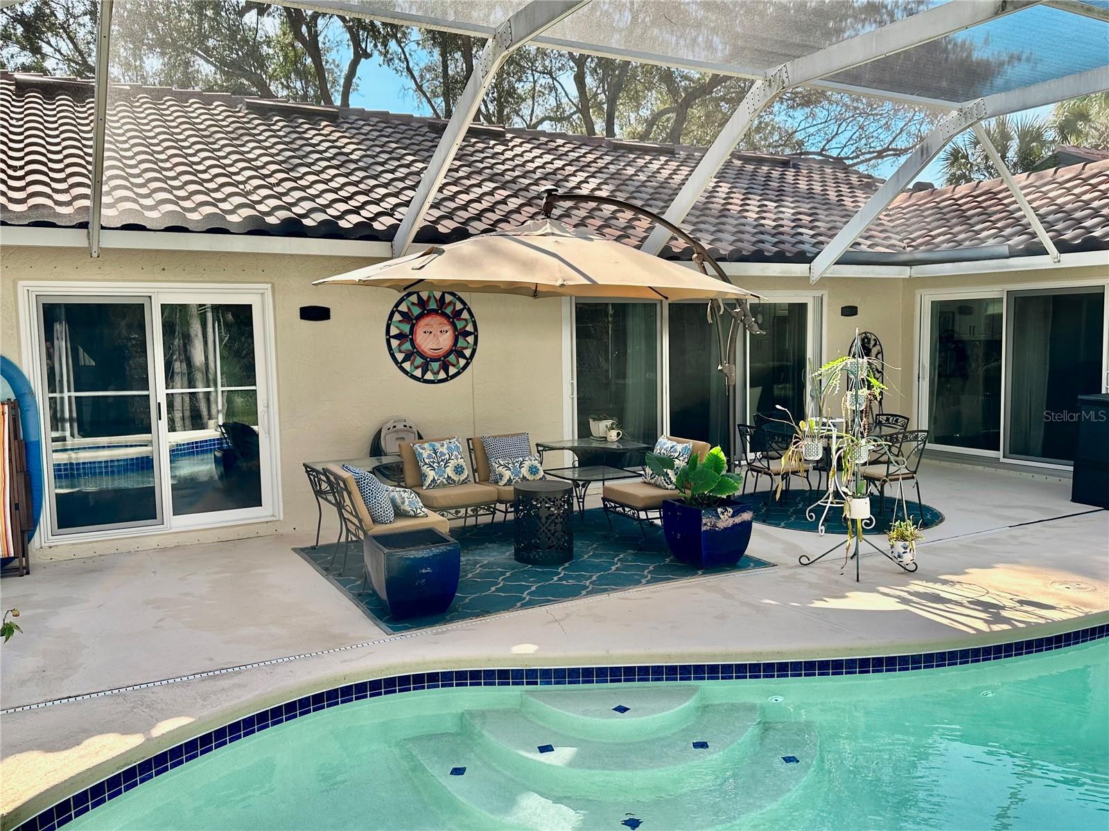 TB8454730 Property Photo