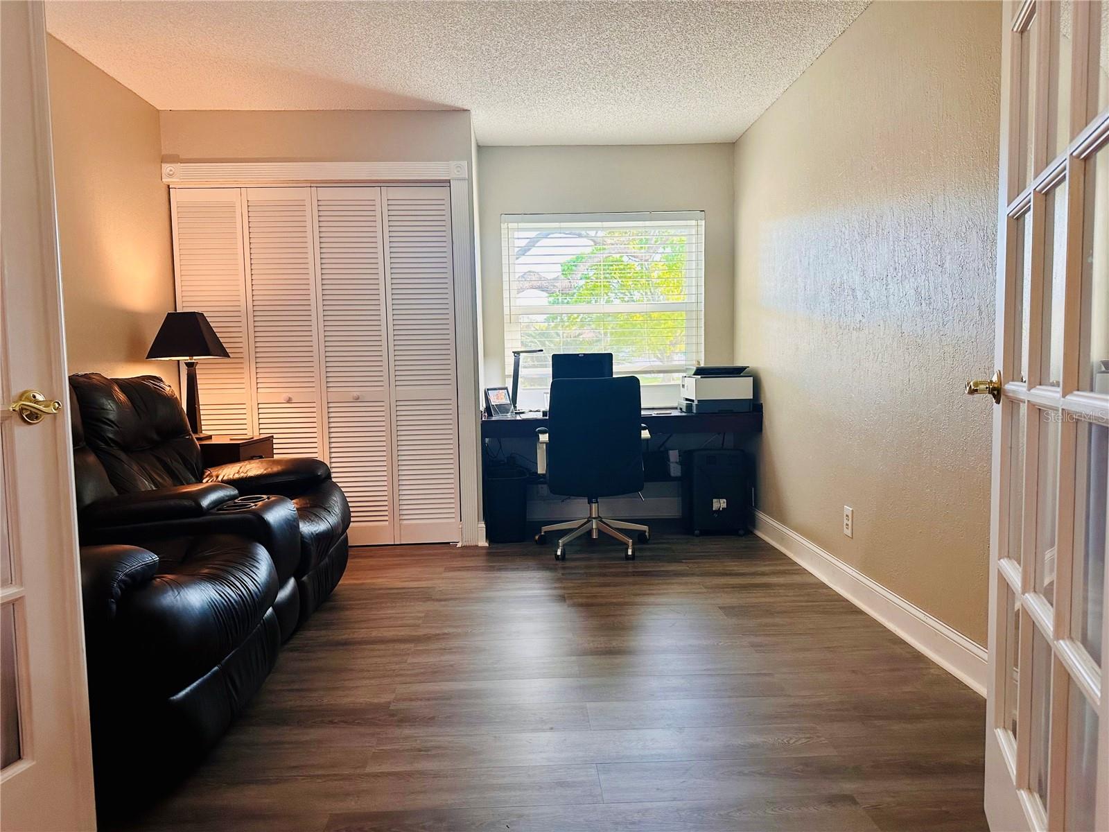 TB8454730 Property Photo