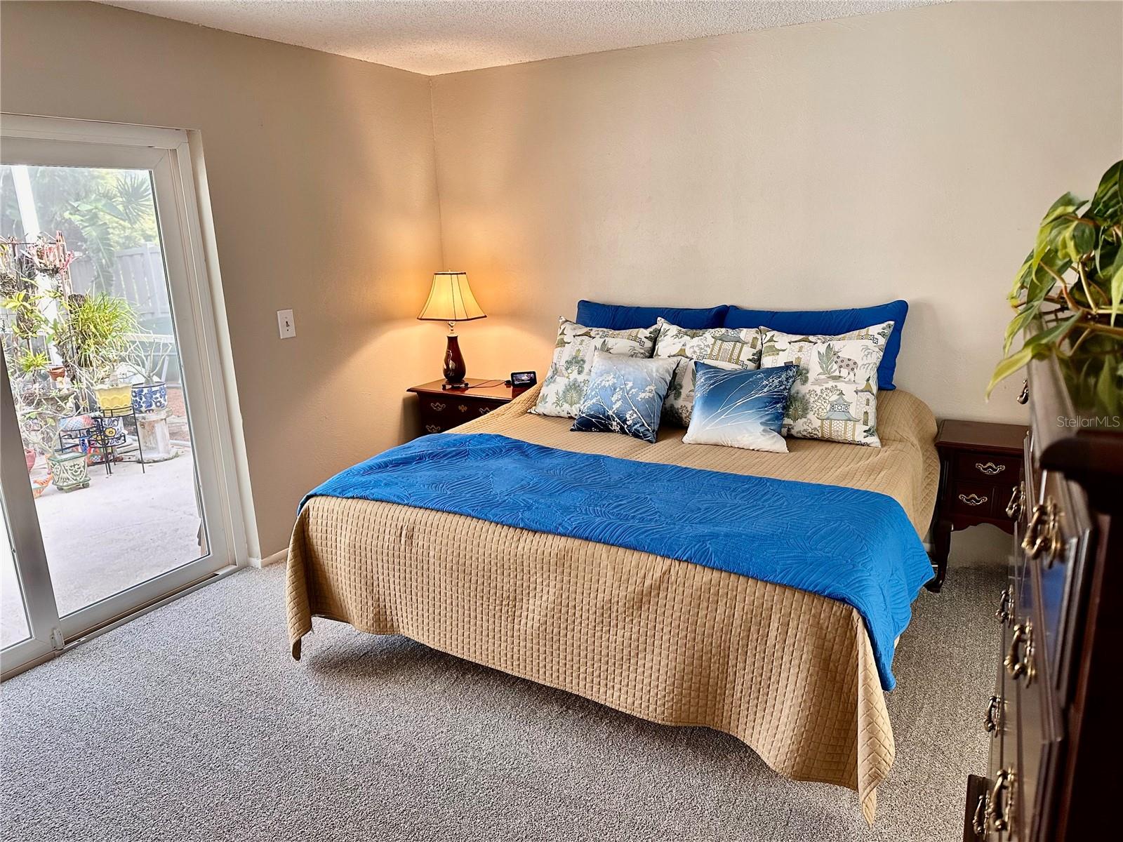 TB8454730 Property Photo