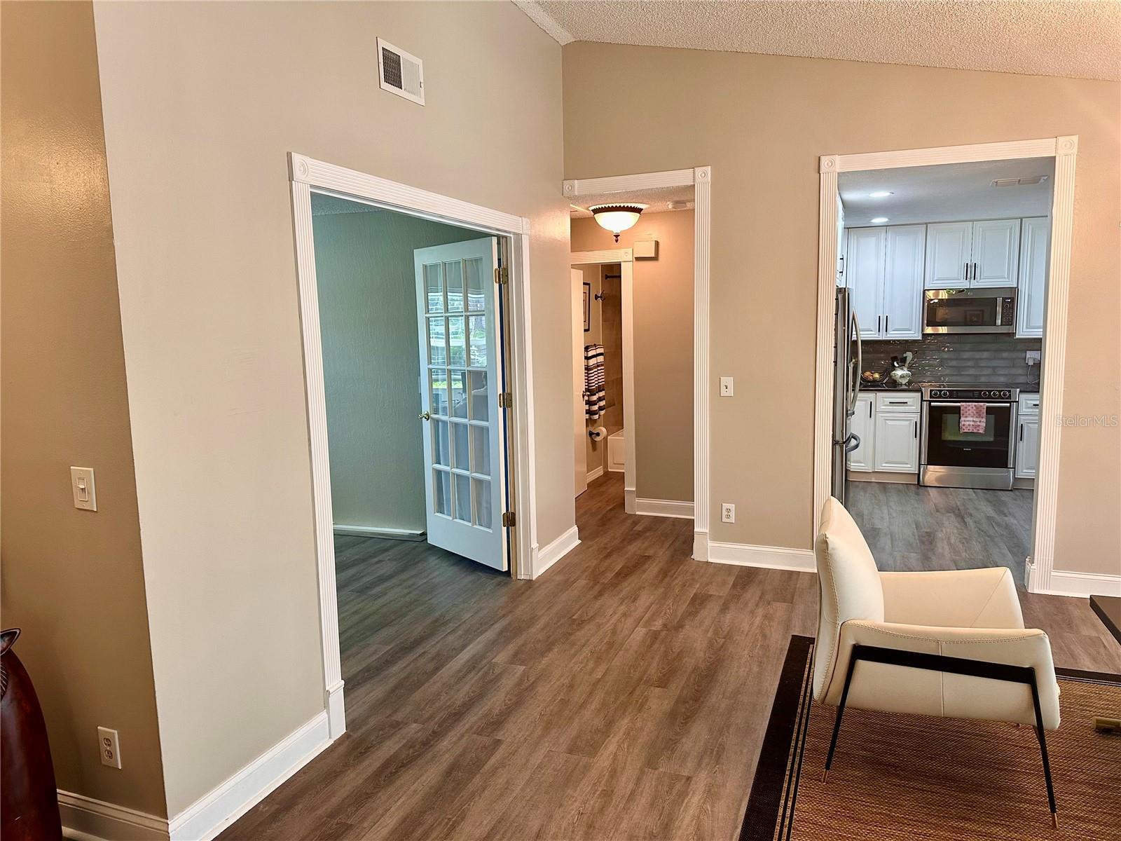 TB8454730 Property Photo