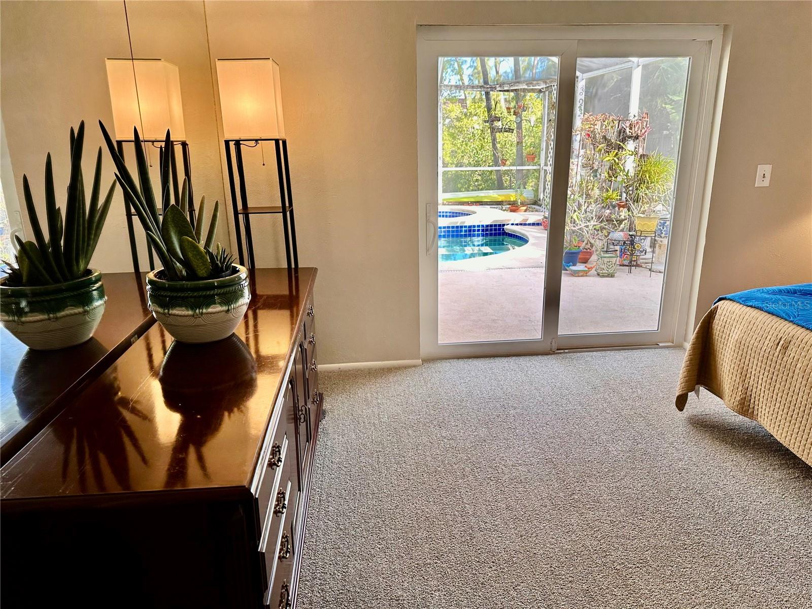 TB8454730 Property Photo