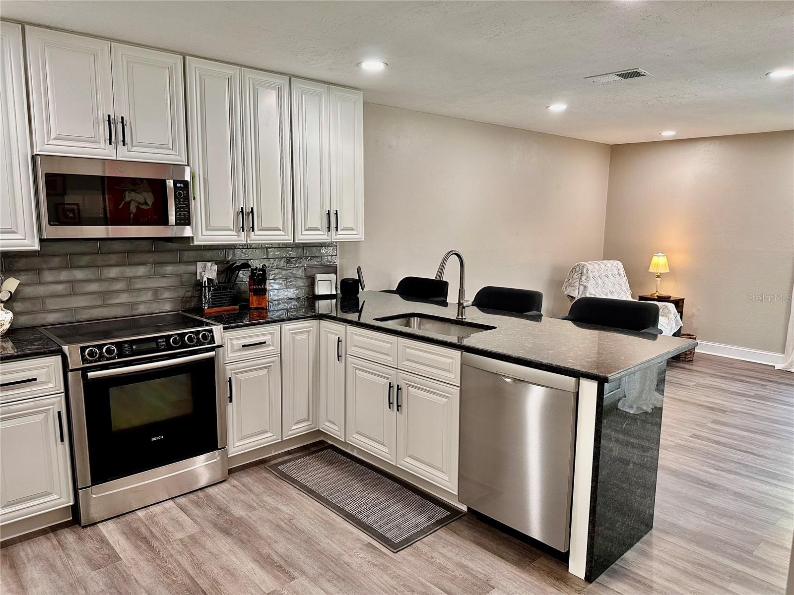 TB8454730 Property Photo