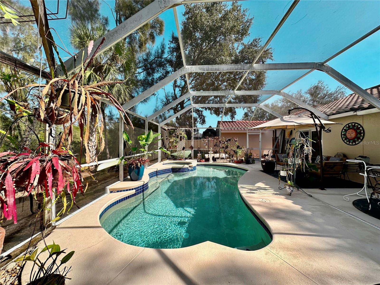 TB8454730 Property Photo