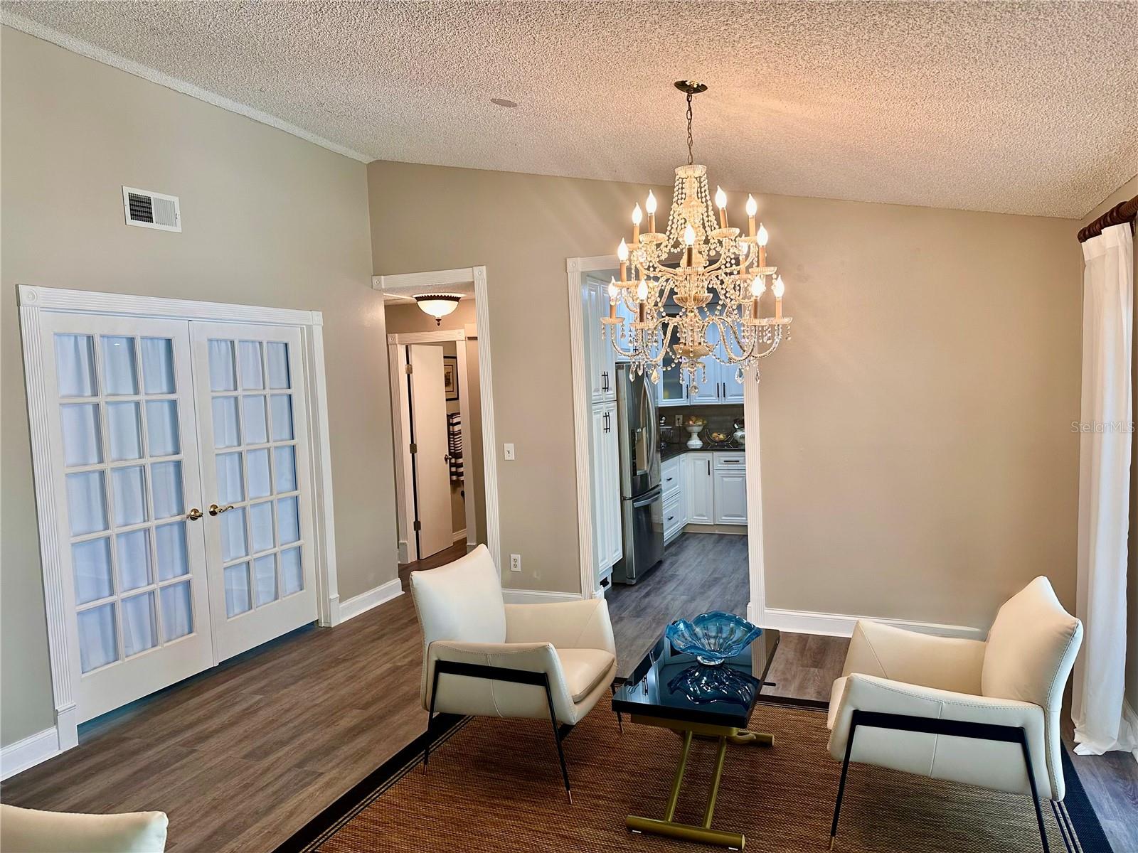 TB8454730 Property Photo